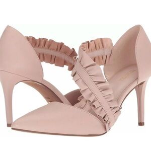 NEW $135 MICHAEL KORS SOFT PINK ASYMMETRICAL RUFFLED STRAP POINTED TOE PUMPS- 10